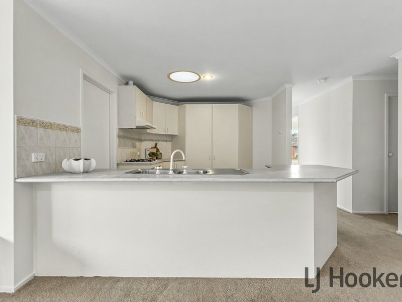 Photo - 14 Snow Gum Drive, Kilsyth South VIC 3137 - Image 6