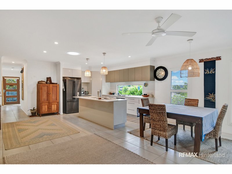 Photo - 14 Snowwood Avenue, Maleny QLD 4552 - Image 1