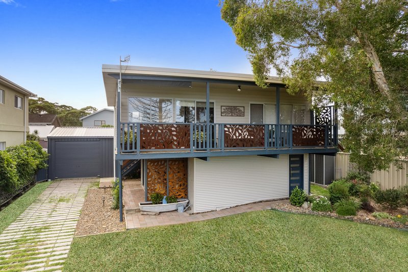 Photo - 14 Soldiers Point Drive, Norah Head NSW 2263 - Image 2