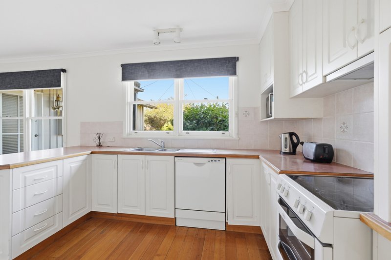 Photo - 14 Somerdale Road, Claremont TAS 7011 - Image 2