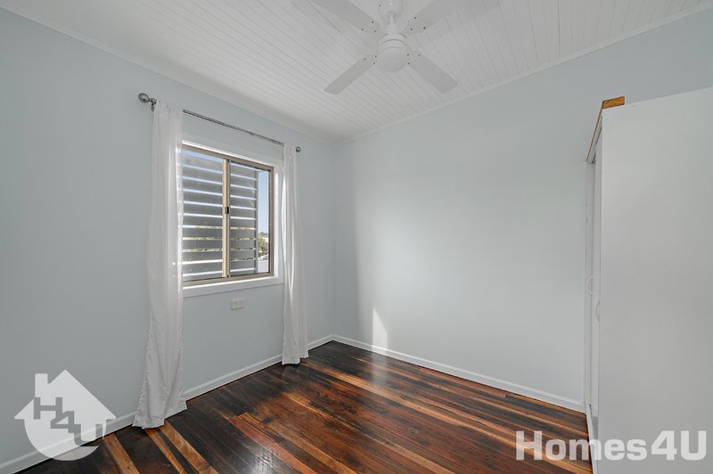 Photo - 14 Sorrento St , Margate QLD 4019 - Image 6