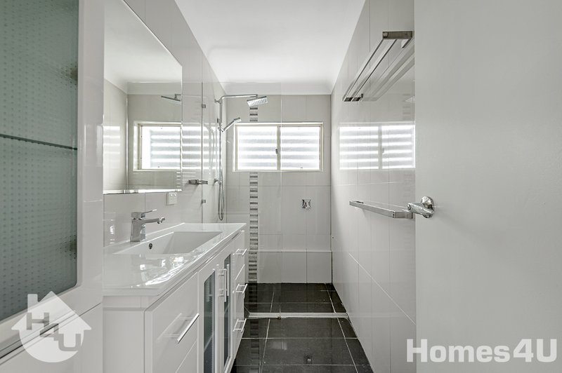 Photo - 14 Sorrento St , Margate QLD 4019 - Image 7