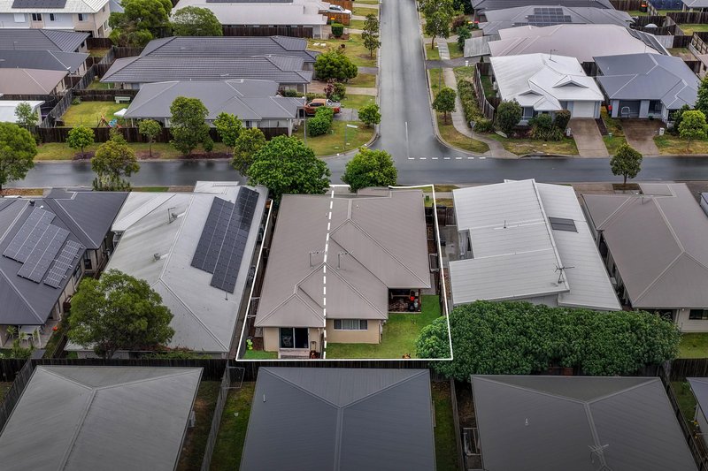 Photo - 14 Southwood Circuit, Yarrabilba QLD 4207 - Image 18