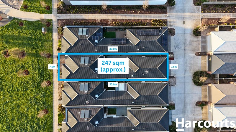 Photo - 14 Spector Walk, Werribee VIC 3030 - Image 14