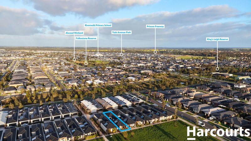 Photo - 14 Spector Walk, Werribee VIC 3030 - Image 15