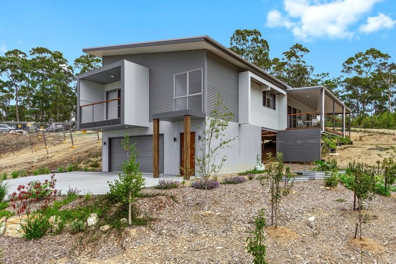 Photo - 14 Spotted Gum Place, North Batemans Bay NSW 2536 - Image 4