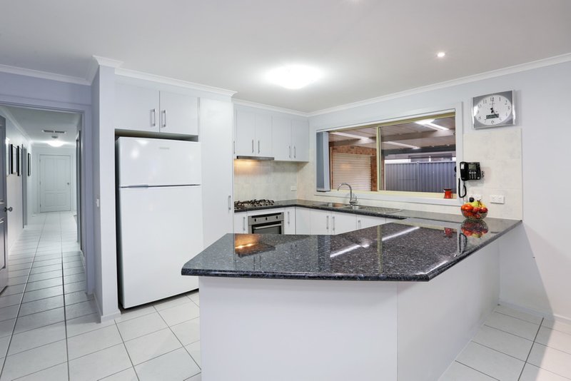 Photo - 14 Springwater Drive, Lara VIC 3212 - Image 2