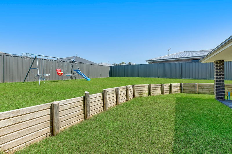 Photo - 14 St Andrews Close, Heddon Greta NSW 2321 - Image 13