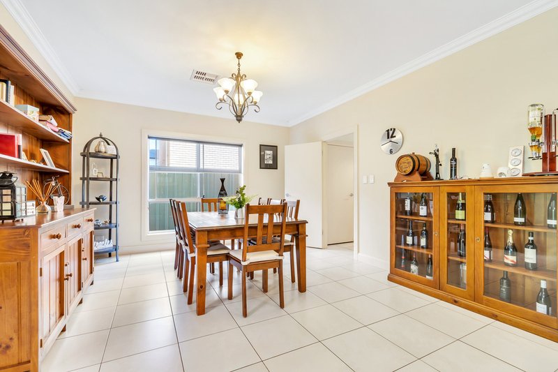 Photo - 14 St Clair Avenue, Mawson Lakes SA 5095 - Image 7