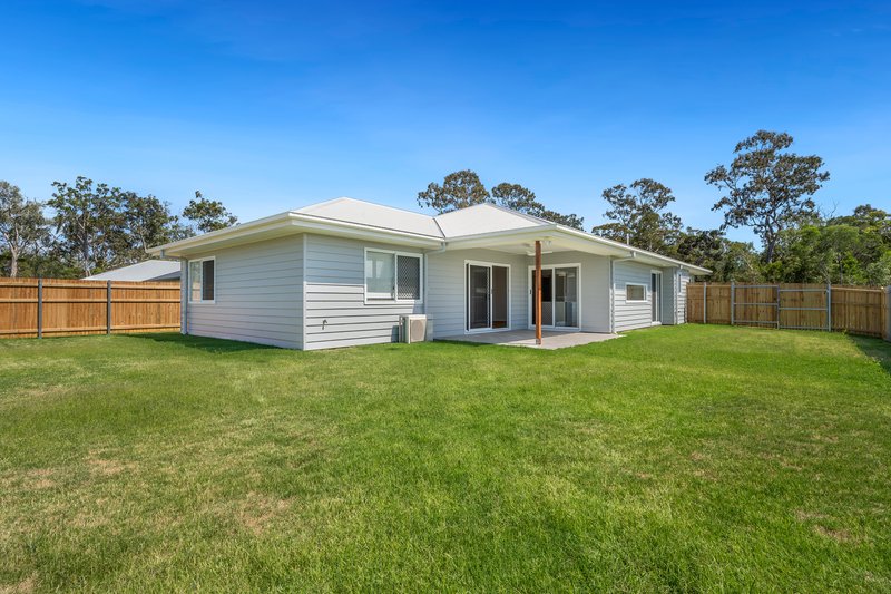 Photo - 14 Stardust Crescent, Burrum Heads QLD 4659 - Image 13