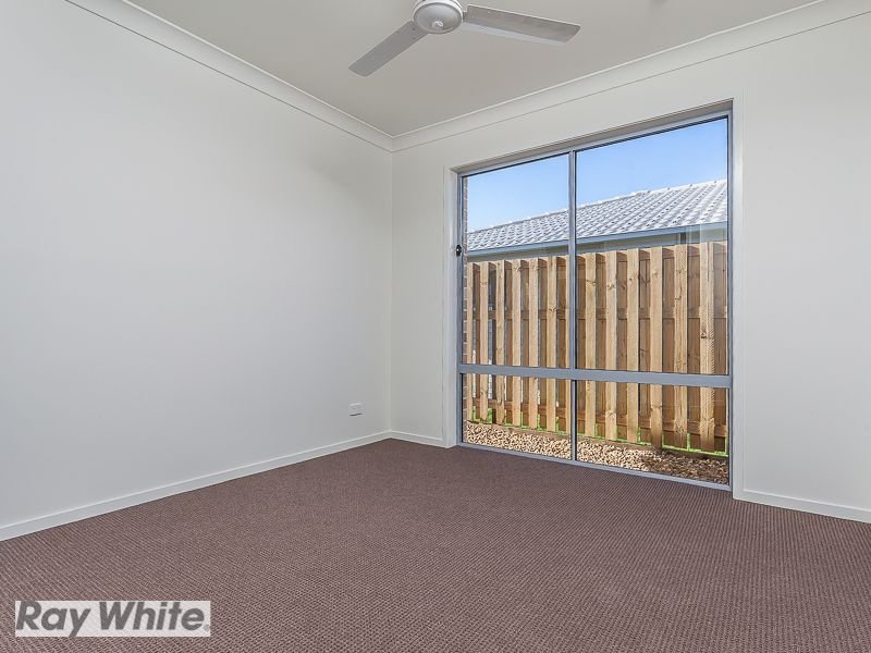 Photo - 14 Stillwater Street, Mango Hill QLD 4509 - Image 5