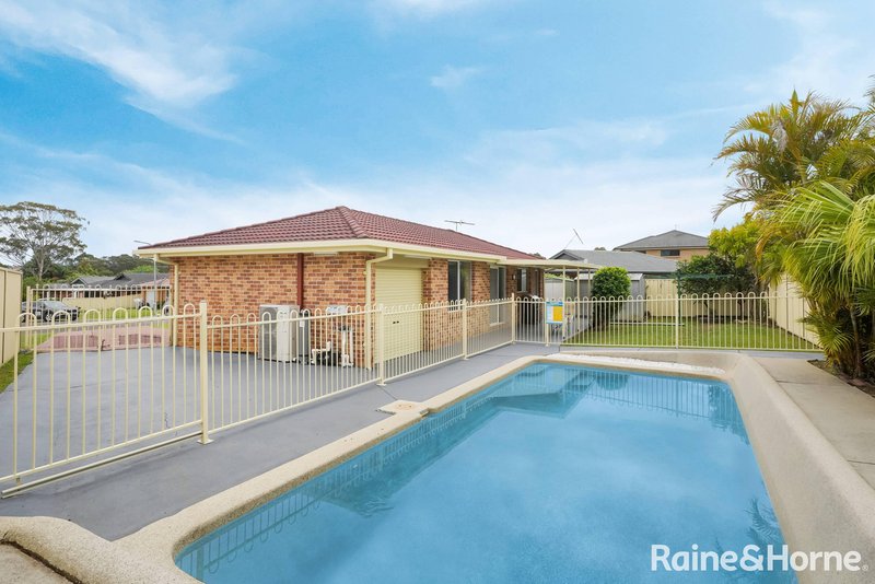 Photo - 14 Stockalls Place, Minto NSW 2566 - Image 8