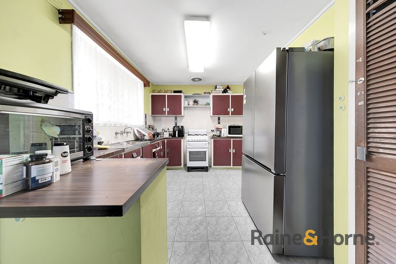 Photo - 14 Stockdale Avenue, Dallas VIC 3047 - Image 3