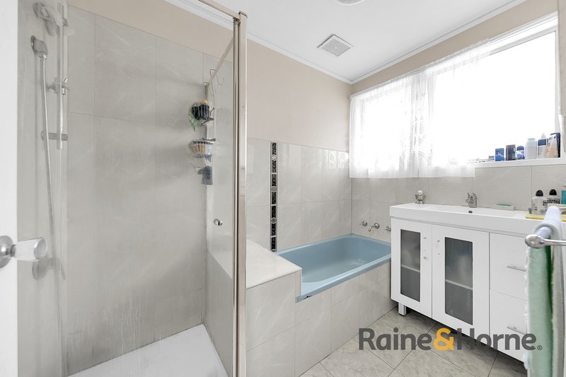 Photo - 14 Stockdale Avenue, Dallas VIC 3047 - Image 7