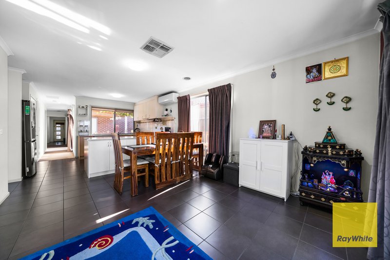 Photo - 14 Stony Brook Way, Truganina VIC 3029 - Image 9