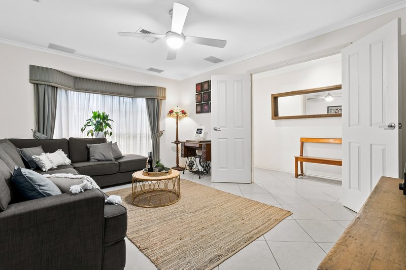 Photo - 14 Stonybrook Grove, Mount Barker SA 5251 - Image 3