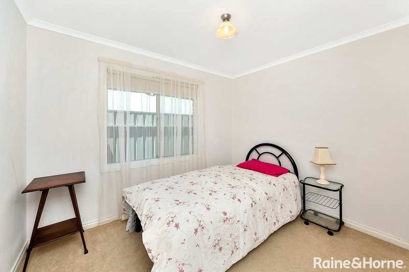 Photo - 14 Strathoak Crescent, Strathalbyn SA 5255 - Image 7