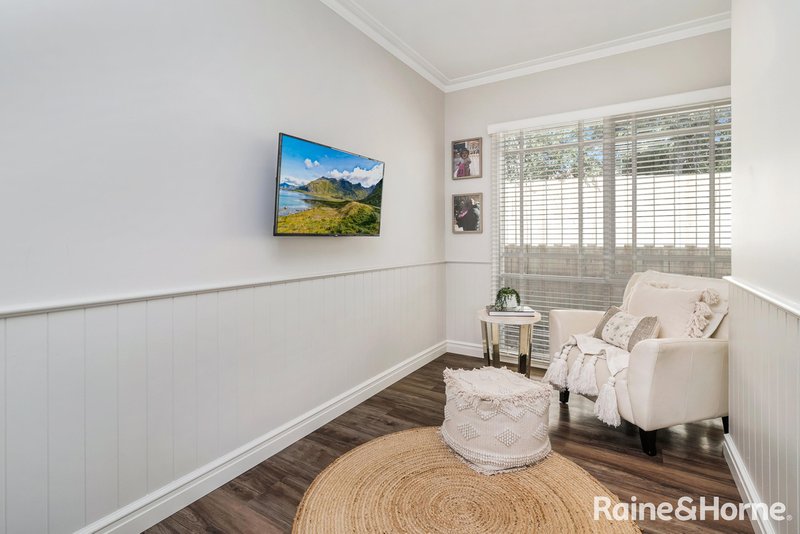 Photo - 14 Streeton Court, Sunbury VIC 3429 - Image 12