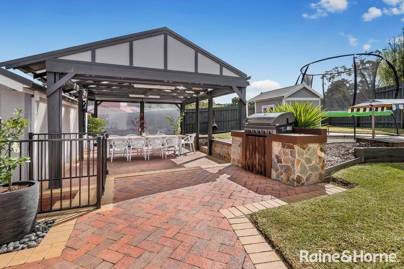 Photo - 14 Streeton Court, Sunbury VIC 3429 - Image 17