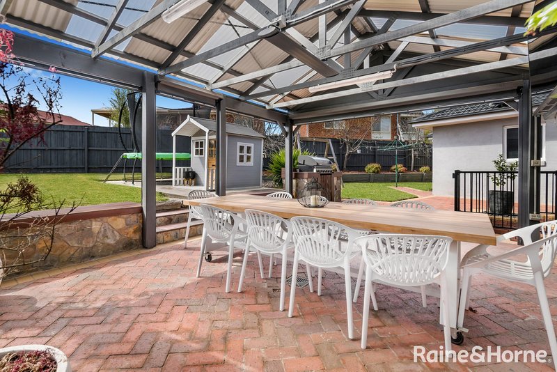 Photo - 14 Streeton Court, Sunbury VIC 3429 - Image 18