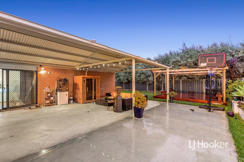 Photo - 14 Stretton Place, Wyndham Vale VIC 3024 - Image 15