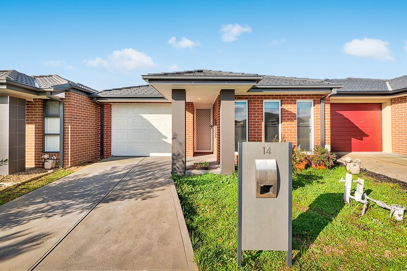 14 Strickland Street, Cranbourne West VIC 3977