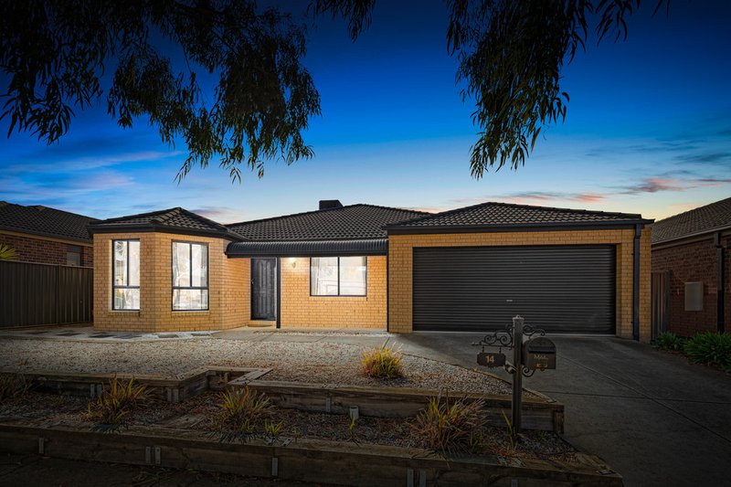 14 Stringybark Close, Manor Lakes VIC 3024