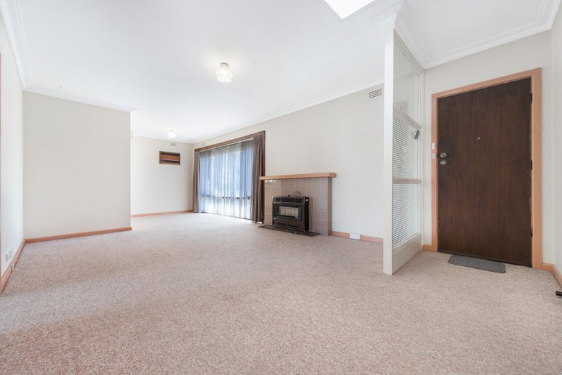 Photo - 14 Studley Street, Mulgrave VIC 3170 - Image 4