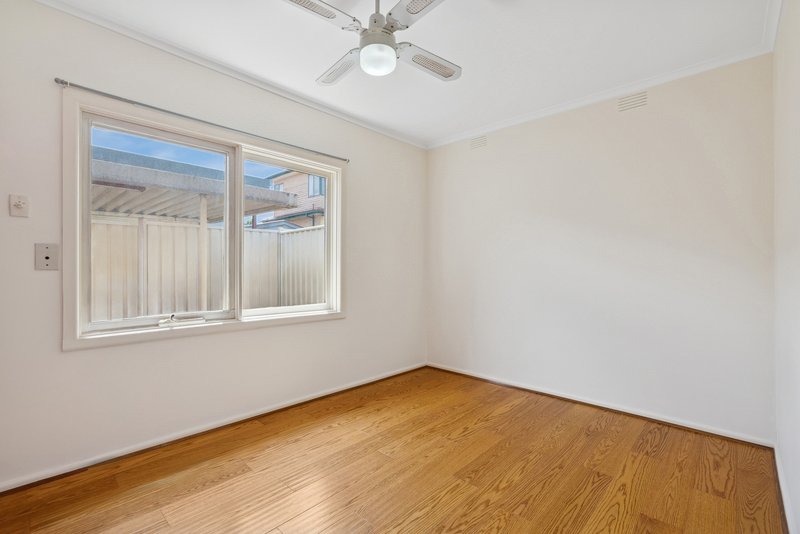 Photo - 14 Stymie Street, Kingsbury VIC 3083 - Image 7