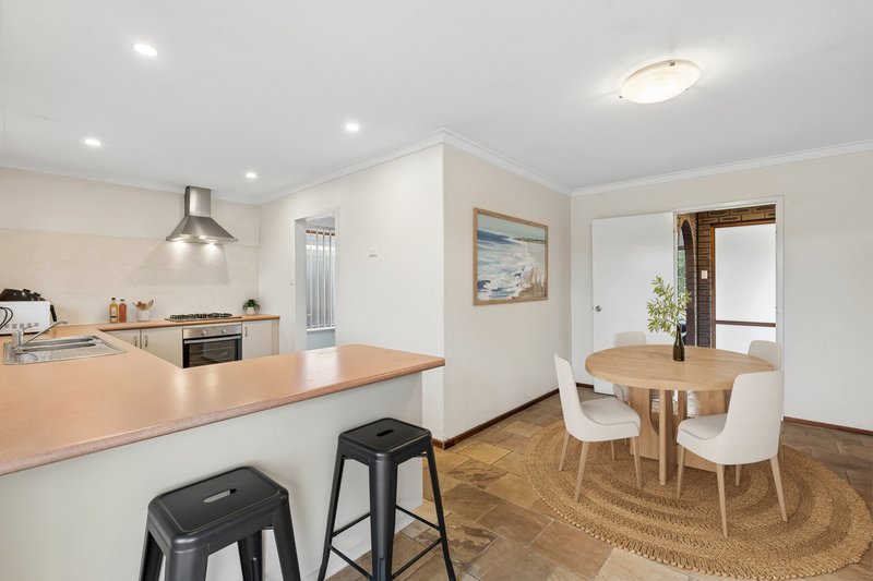 Photo - 14 Sulina Place, Kallaroo WA 6025 - Image 1