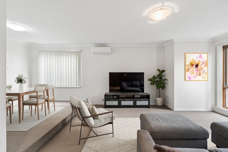 Photo - 14 Sulina Place, Kallaroo WA 6025 - Image 5