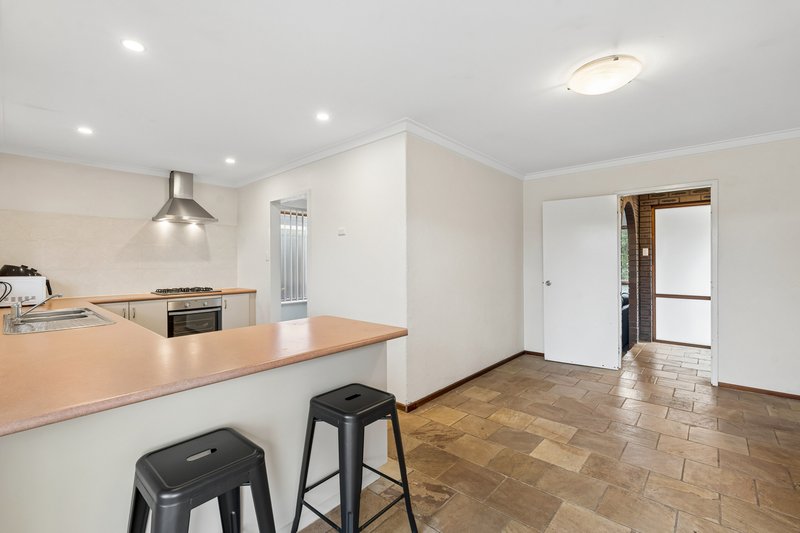 Photo - 14 Sulina Place, Kallaroo WA 6025 - Image 9