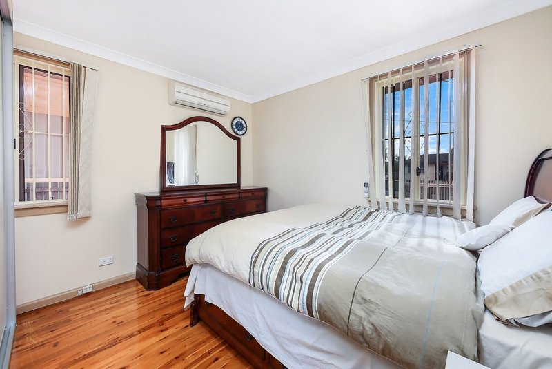 Photo - 14 Sulman Road, Cabramatta West NSW 2166 - Image 6