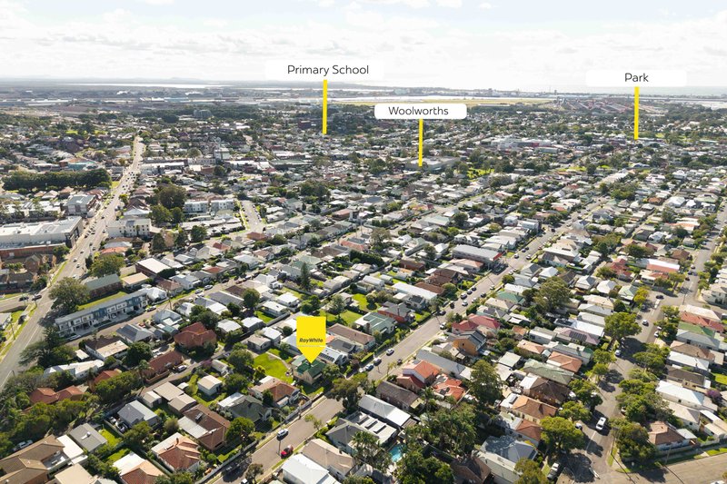 Photo - 14 Sunderland Street, Mayfield NSW 2304 - Image 5