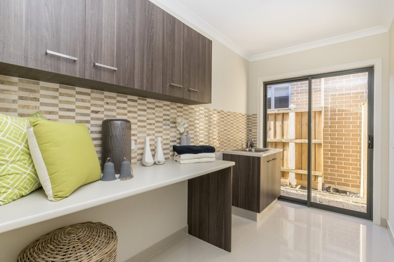 Photo - 14 Sunnybank Drive, Point Cook VIC 3030 - Image 16