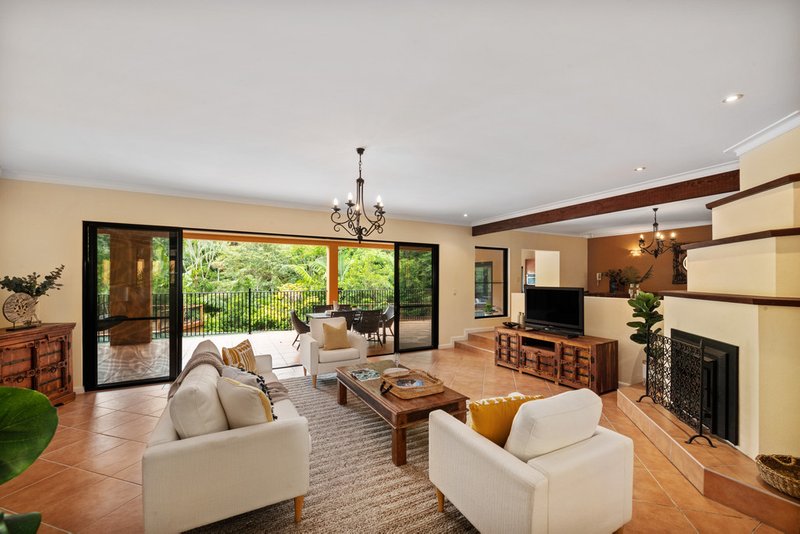 Photo - 14 Sunnyridge Rise, Buderim QLD 4556 - Image 5