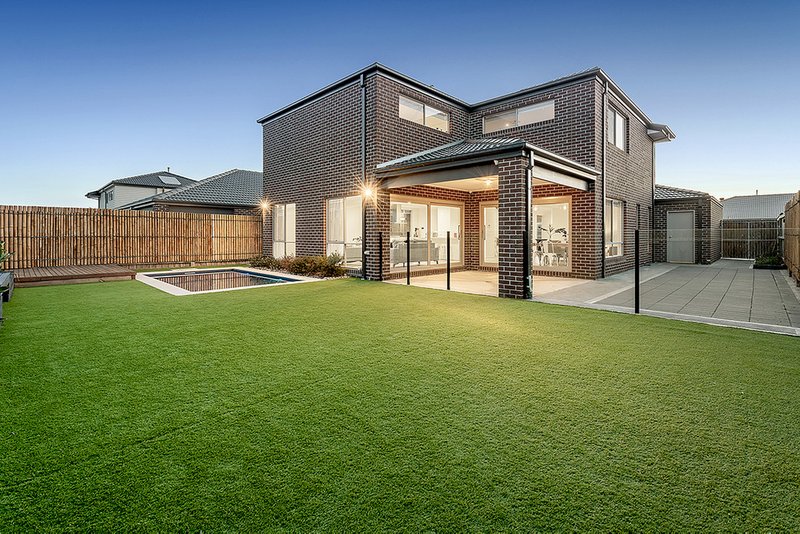 Photo - 14 Sunrise Way, Mickleham VIC 3064 - Image 19