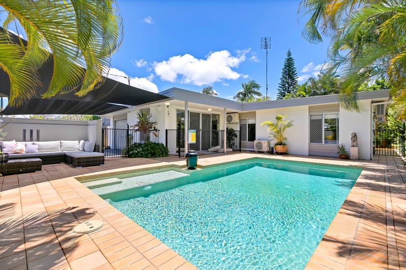 Photo - 14 Surf Road, Maroochydore QLD 4558 - Image 3