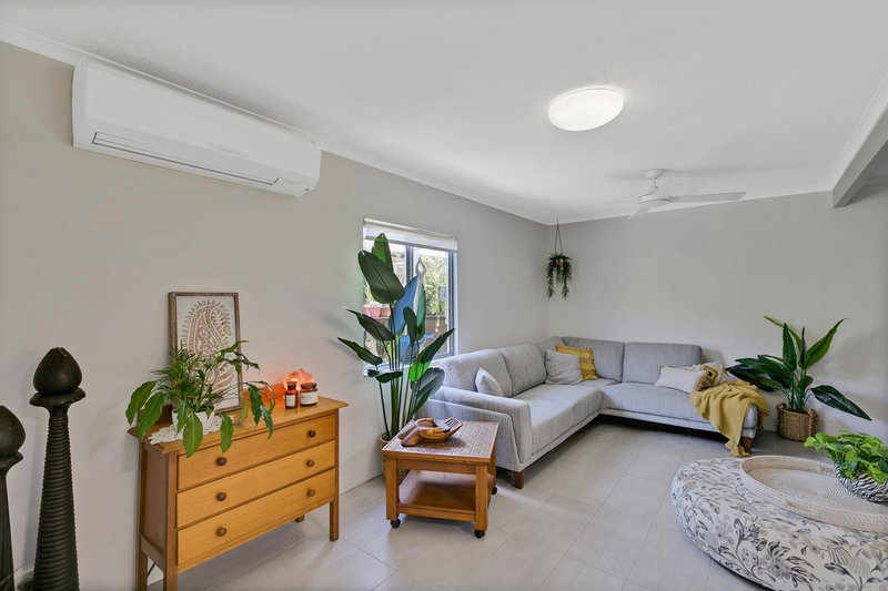 Photo - 14 Surf Road, Maroochydore QLD 4558 - Image 7