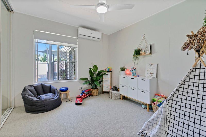 Photo - 14 Surf Road, Maroochydore QLD 4558 - Image 14