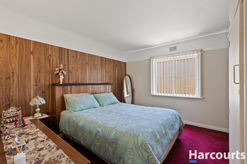 Photo - 14 Surrey Street, Devonport TAS 7310 - Image 12