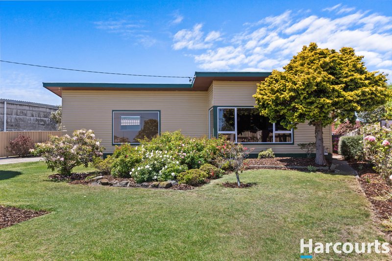 Photo - 14 Surrey Street, Devonport TAS 7310 - Image 18