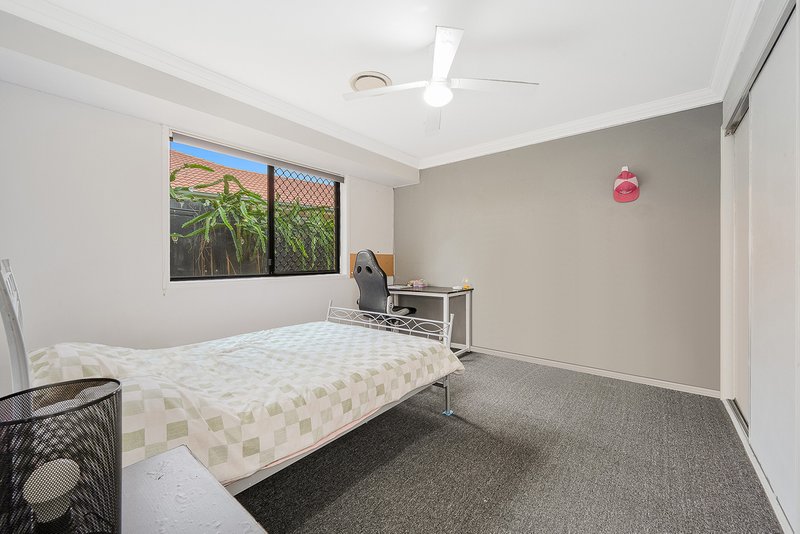 Photo - 14 Sutherland Crescent, Morayfield QLD 4506 - Image 13