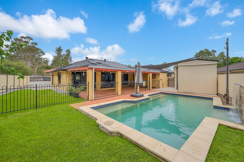 Photo - 14 Sutherland Crescent, Morayfield QLD 4506 - Image 17