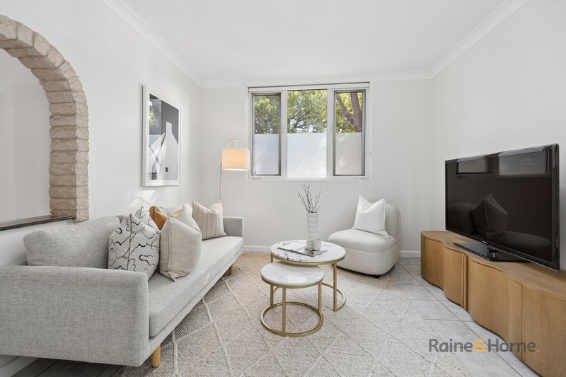 Photo - 1/4 Sutherland Road, Chatswood NSW 2067 - Image 2