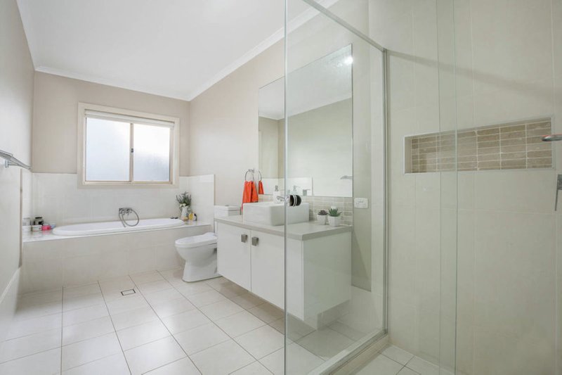 Photo - 14 Sweet Briar Avenue, Bungarribee NSW 2767 - Image 9