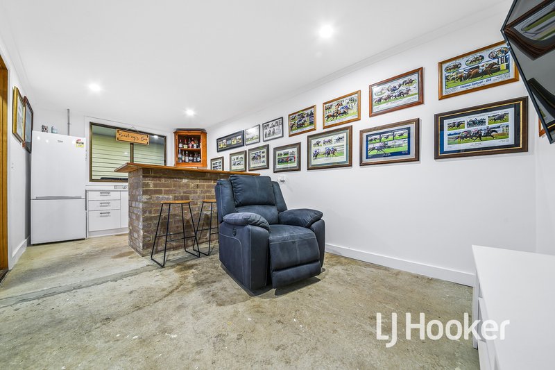 Photo - 14 Sybella Avenue, Koo Wee Rup VIC 3981 - Image 9