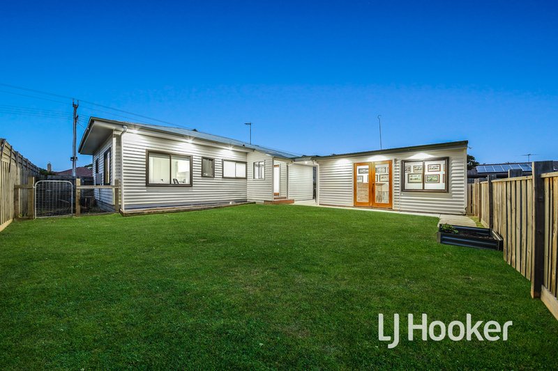 Photo - 14 Sybella Avenue, Koo Wee Rup VIC 3981 - Image 16