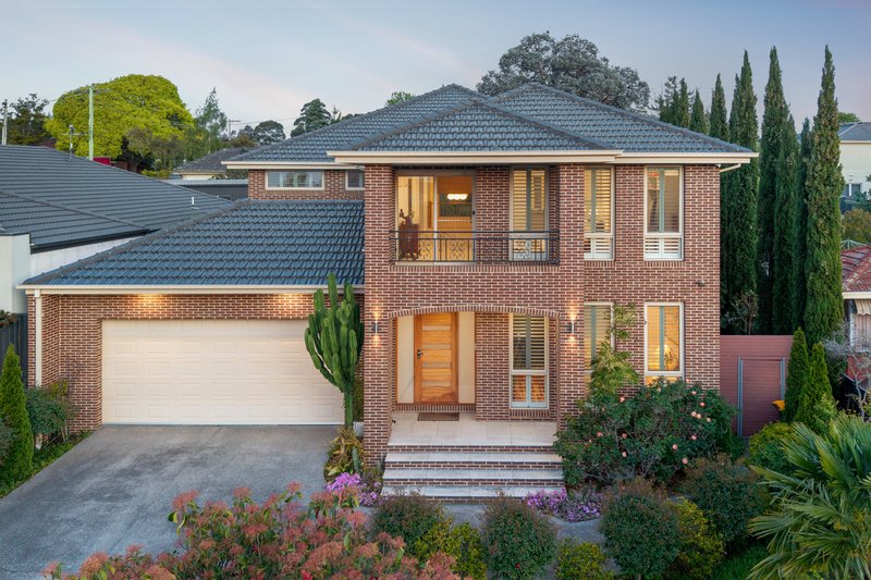 Photo - 14 Talbot Road, Mount Waverley VIC 3149 - Image 1