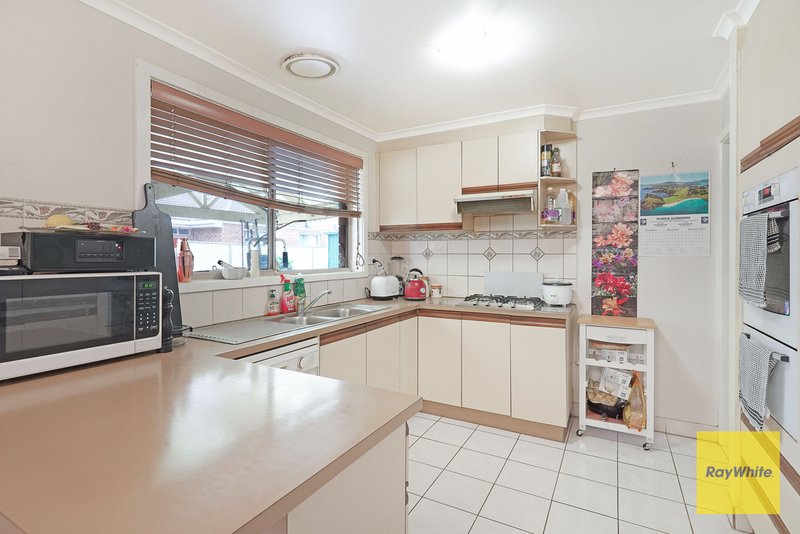 Photo - 14 Tallong Court, Hoppers Crossing VIC 3029 - Image 3